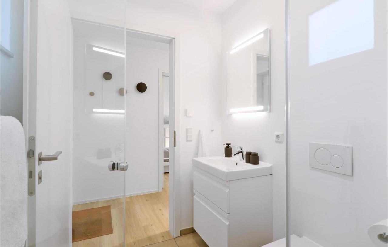 Beautiful Apartment In Lembruch-Duemmer See Exteriör bild